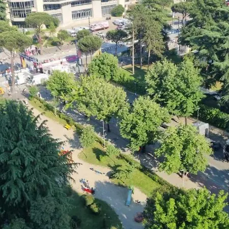 Grand Boulevard Ap * Τίρανα